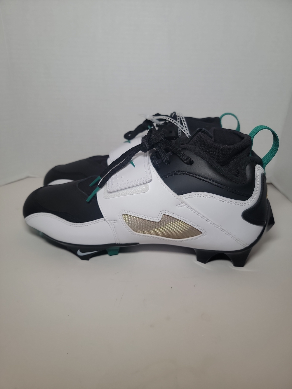 New Nike Diamond Turf 93 TD Men's Size 9.5 Black White Gold Football Cleats